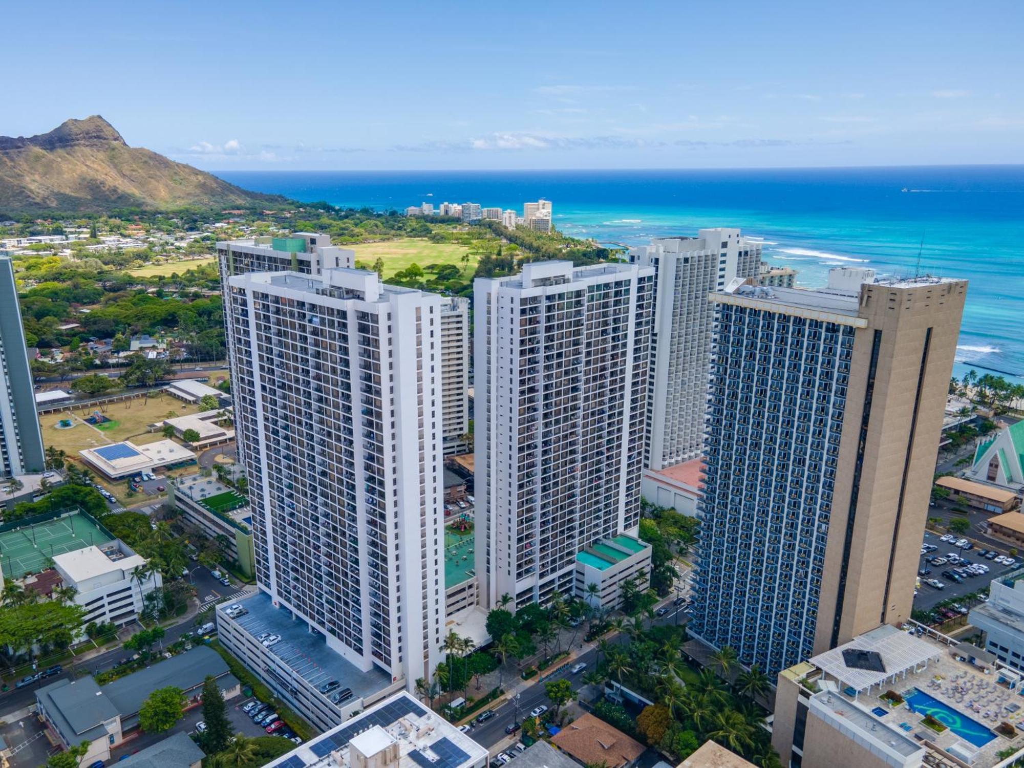 Beautiful 1Br, Steps To Waikiki Beach And Parking Гонолулу Экстерьер фото