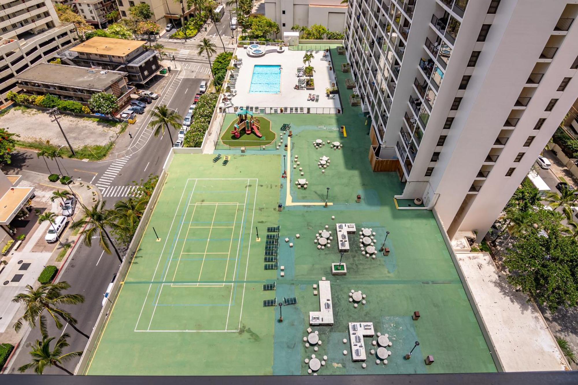 Beautiful 1Br, Steps To Waikiki Beach And Parking Гонолулу Экстерьер фото
